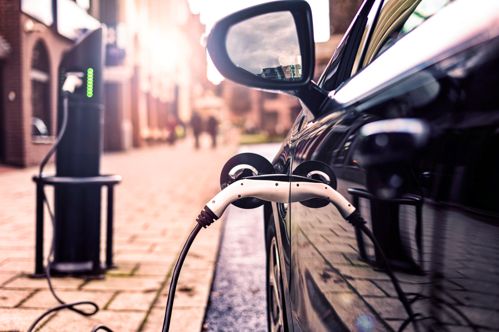 Shell to install 50,000 on-street EV chargers by 2025