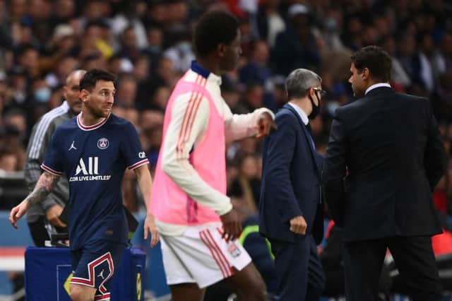Lionel Messi is substituted by coach Mauricio Pochettino against Lyon.