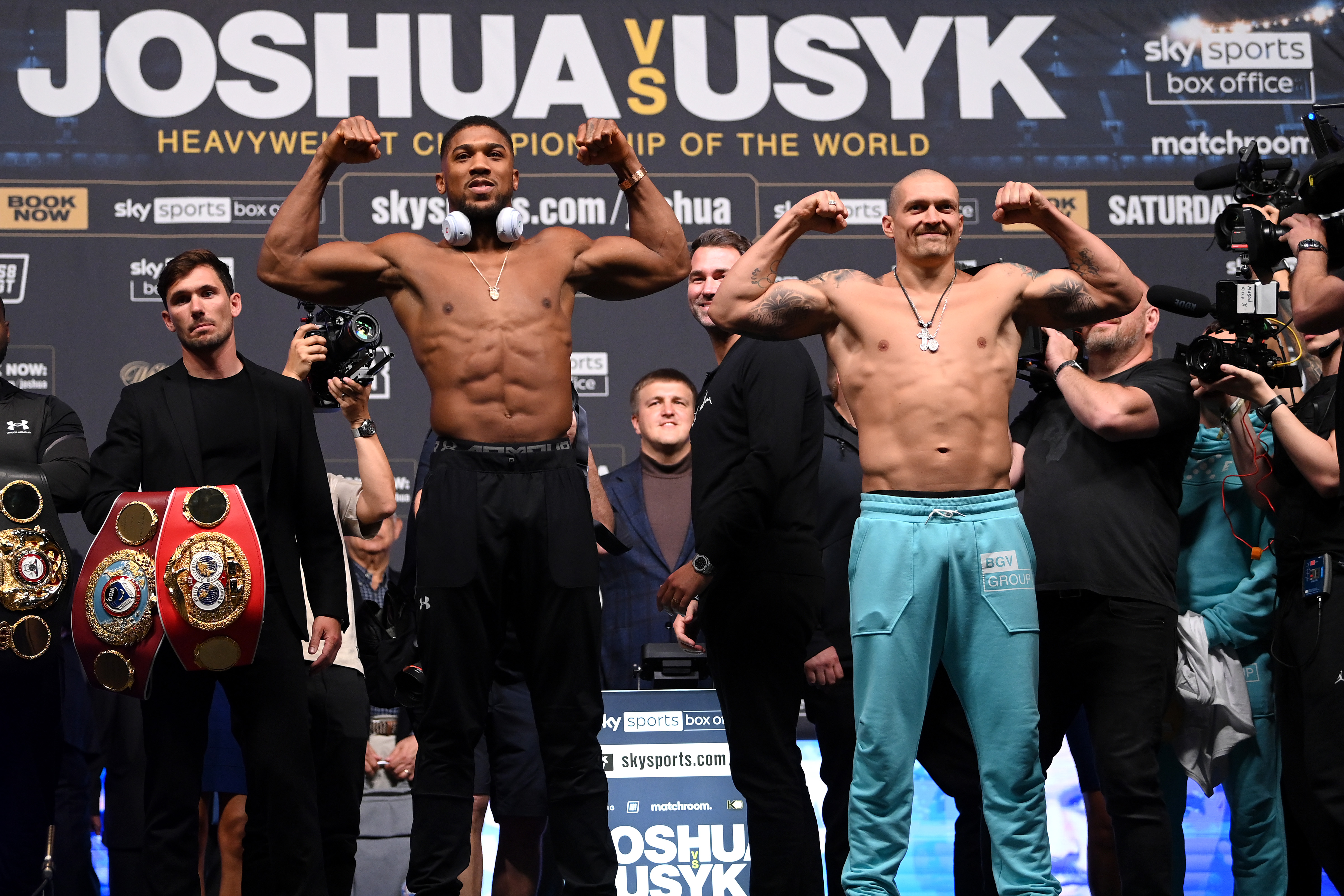 Joshua vs Usyk Ring walk, start times, undercard and odds