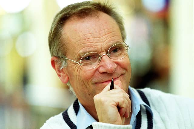 Jeffrey Archer signing copies of his new book “To Cut a Long Story Short” at a book signing at Castlehill Shopping Centre in Sydney, Australia (Photo: Matt Turner/Liaison/Getty Images)