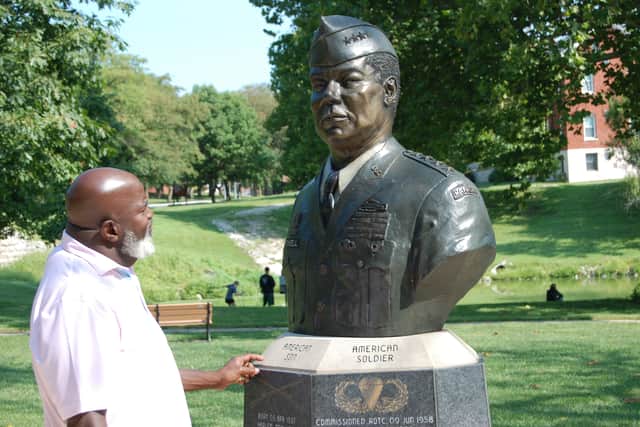 The bronze bust dedicated to General Colin Powell at Fort Leavenworth.