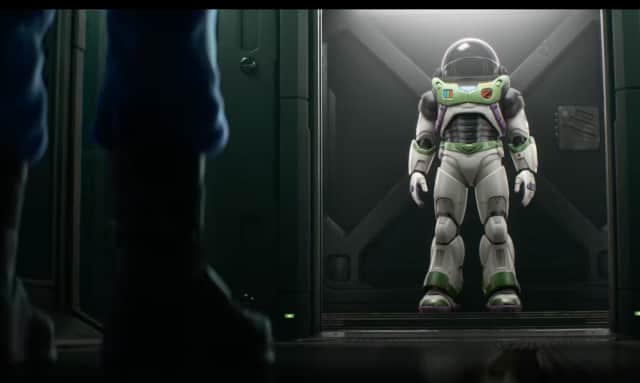The green and white space suit is the iconic outfit of the Buzz Lightyear toy (Photo: Pixar/Disney)