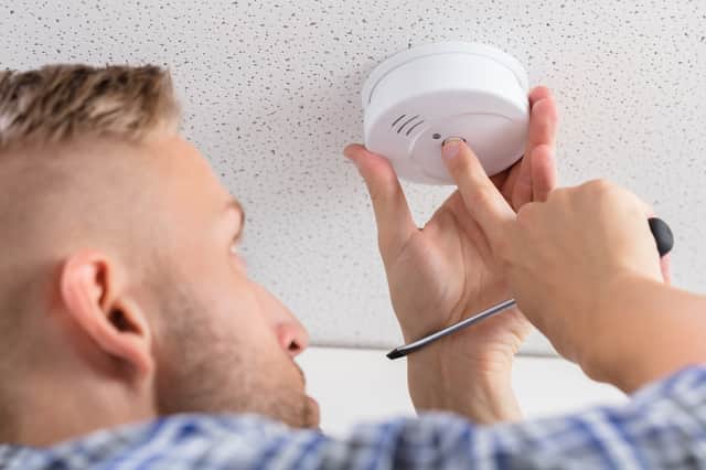 <p>Scots will soon be required to install new smoke alarms which are all interlinked throughout the home. (Credit: Shutterstock)</p>