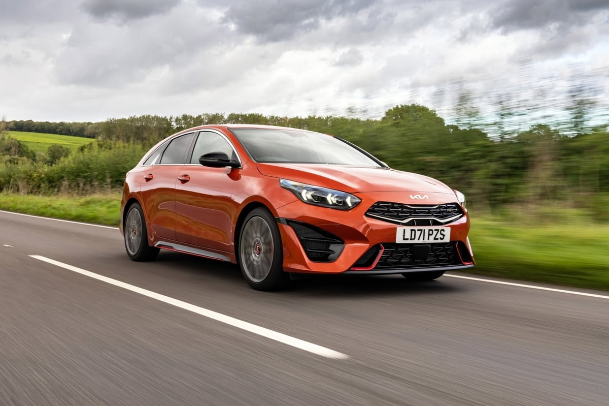 Kia Proceed review: stylish shooting brake takes a different