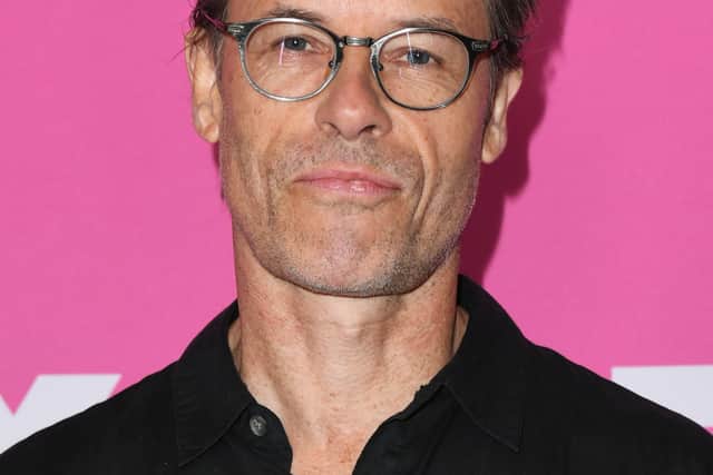 Guy Pearce played Mike Young between 1986 to 1989 in Neighbours