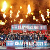 St Helens celebrate winning the 2021 Super League title.