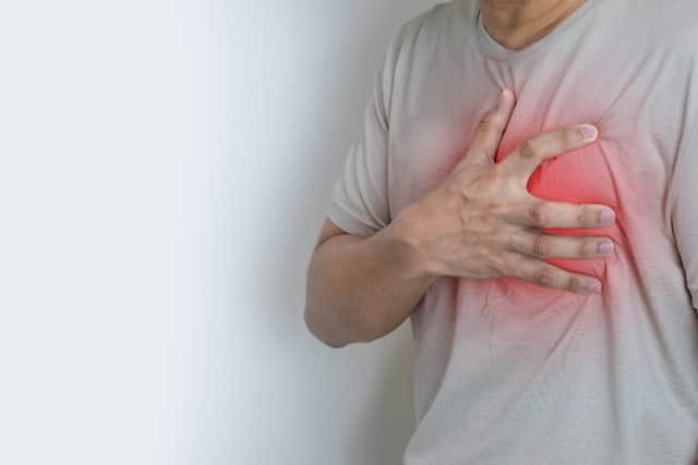 Sweating is an early sign of a heart attack. (Picture: Adobe)