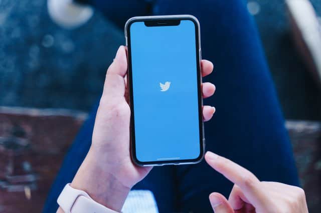 Many Twitter users have a blue heart next to their name (Photo: Shutterstock)