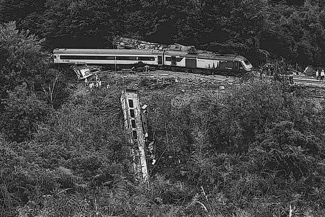 The investigation into the train derailment at Carmont, near Stonehaven, has found failings by Network Rail and collapsed outsourcing giant Carillion caused the crash.