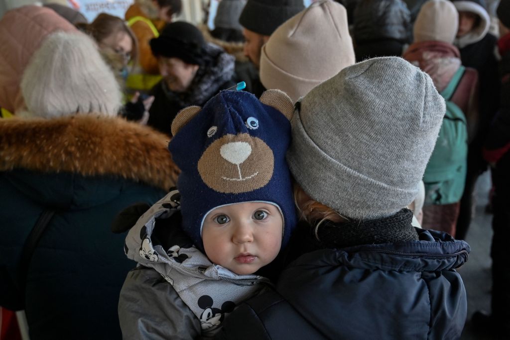 How do I take a Ukrainian refugee into my home? Government Homes for Ukraine scheme and £350 payment explained