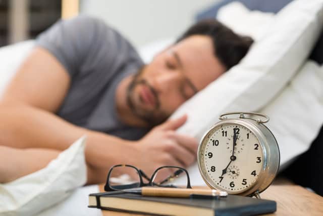 Avoiding technology before bed can improve your sleep (Photo: Adobe)