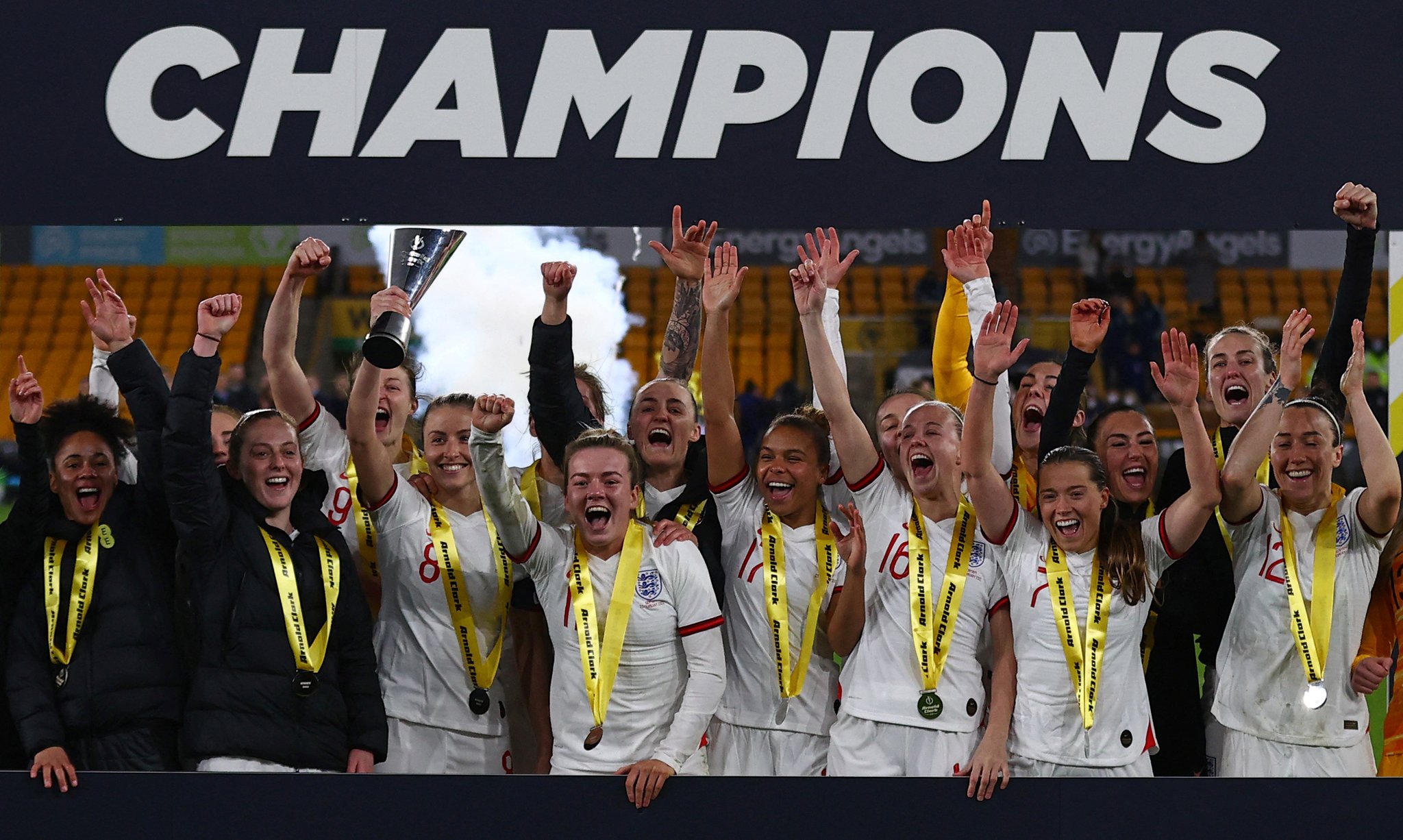 Ziemeļmaķedonija pret Angliju: sākuma laiks, komandas ziņas un televīzijas kanāls sieviešu Pasaules kausa kvalifikācijas spēlēm