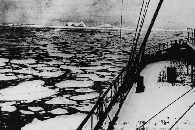 Latitude 41’ 46N and longitude 50’ 14W, the place where the Titanic sank (Photo: Hulton Archive/Getty Images)