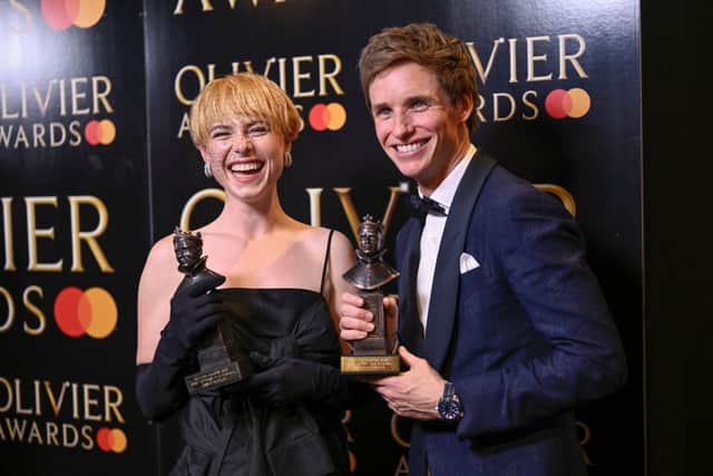 Jessie Buckley and Eddie Redmayne, in the winner’s room during The Olivier Awards 2022 (Photo: Gareth Cattermole/Getty Images for SOLT)