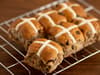 When do you eat hot cross buns at Easter? Tradition explained, why they are crossed and how to serve them