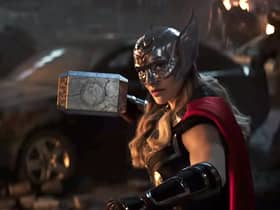 Natalie Portman plays Mighty Thor, Goddess of Thunder in Thor: Love and Thunder (Photo: Walt Disney Studios Motion Pictures)
