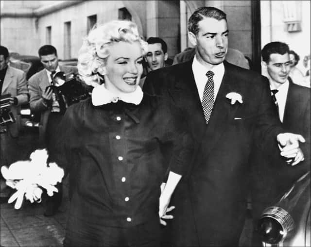 Marilyn Monroe and her husband Joe DiMaggio in 1954