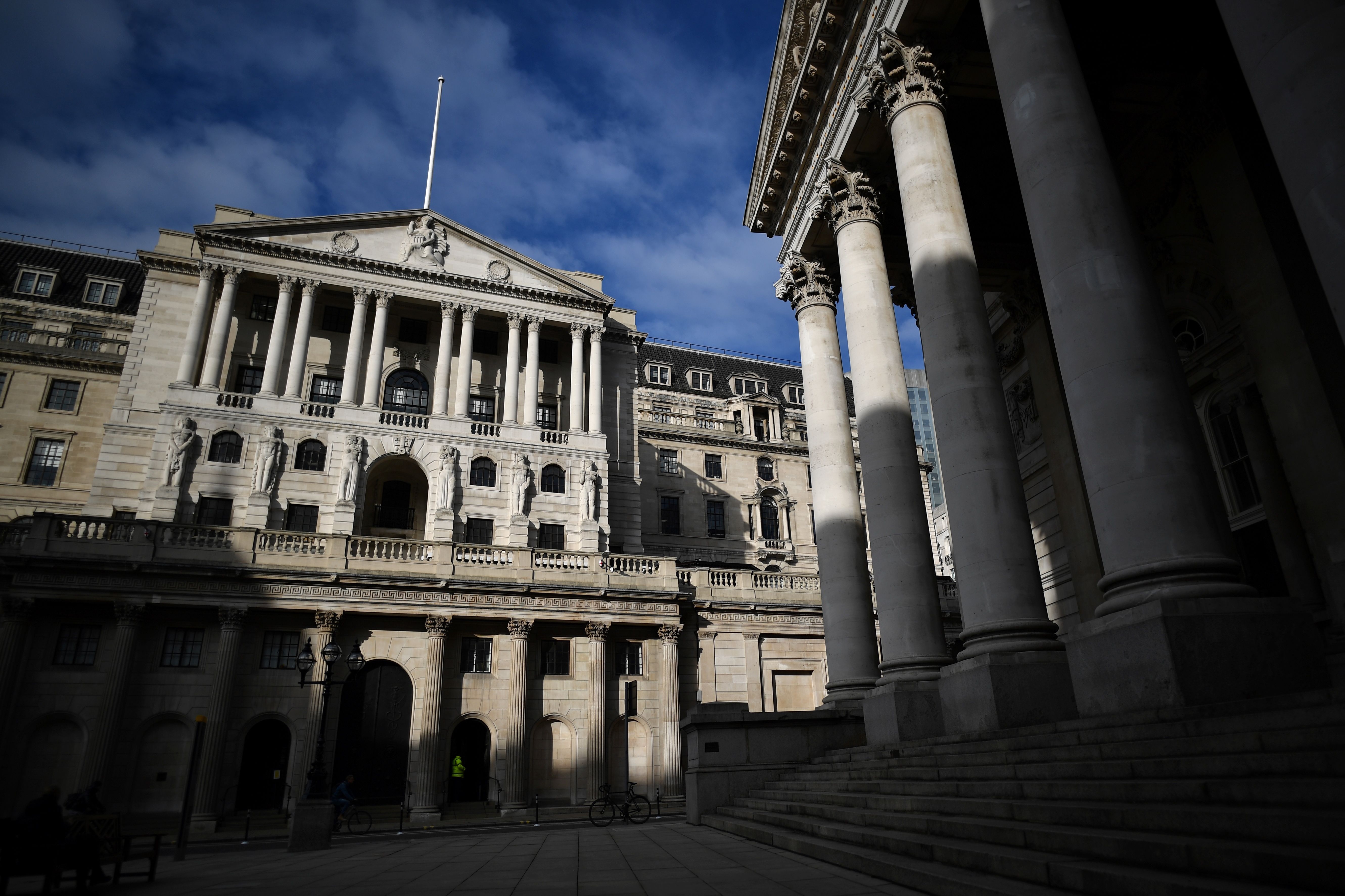 What is a recession? Is the UK going into one in 2022, what happens, how long does it last, meaning explained