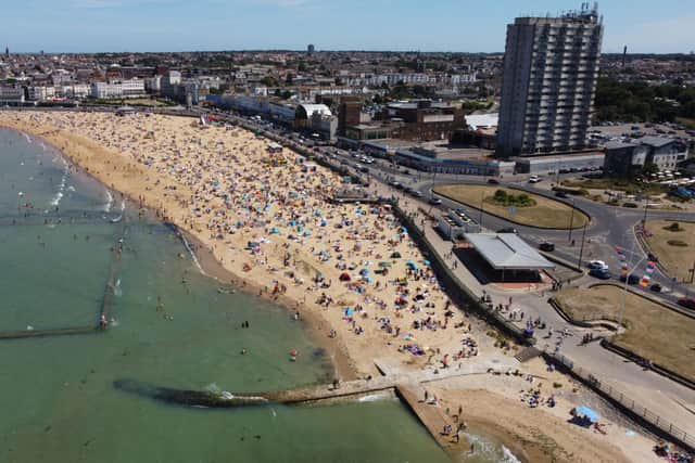 The prolonged spell of hot, dry weather has seen many people in the UK flock to seaside resorts (image: Getty Images)