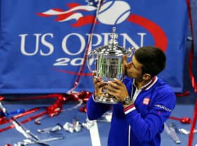 Djokovic celebrates US Open win in 2015