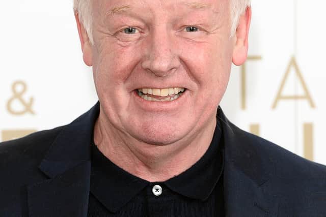 Les Dennis will be a guest host on Countdown in August