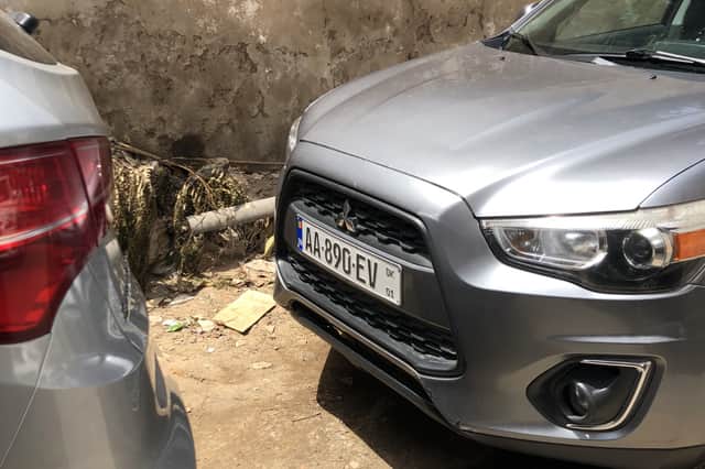New Senegalese registration plates are similar in design to those in Germany or France (Photo: William Montgomery)