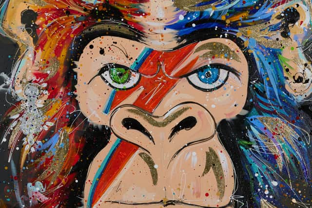 This artwork is part of the “Four Kings” collection and was inspired by David Bowie. 