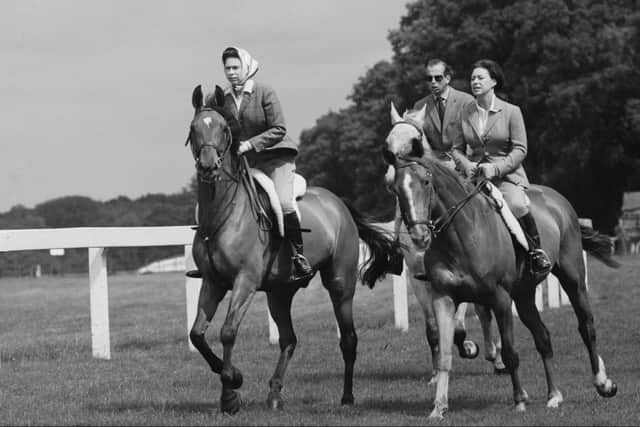 Queen Elizabeth II, Princess Margaret, Countess of Snowdon (1930 - 2002), and Prince Edward, Duke of Kent, riding at Ascot Racecourse, UK, 27th June 1968. (Photo by Evening Standard/Hulton Archive/Getty Images)