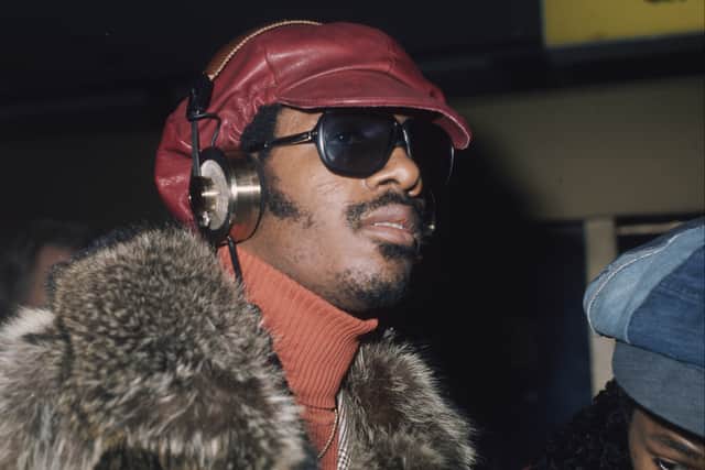 Soul funk superstar singer, songwriter and multi instrumentalist Stevie Wonder at London Airport.  (Photo by Fox Photos/Getty Images)