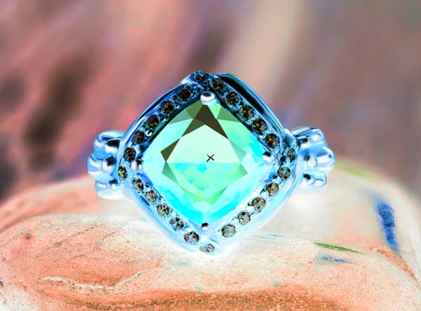 The engagement ring in this optical illusion will change colour.