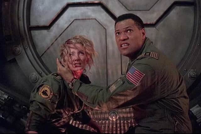 Joely Richardson and Laurence Fishburne in Event Horizon