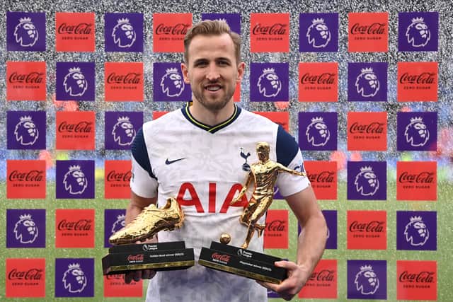 Harry Kane with Golden Boot and Playmaker award in 2018
