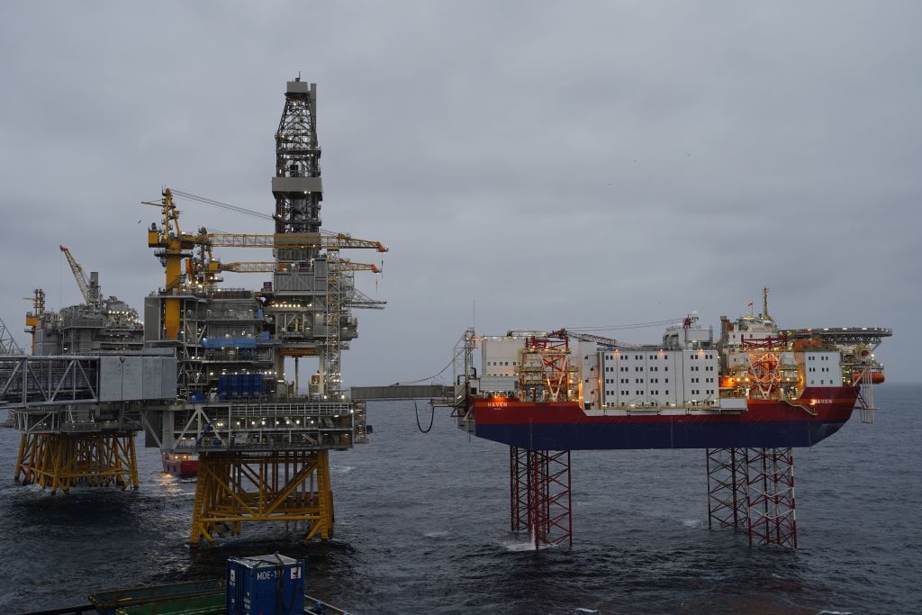 North Sea oil and gas: UK opens new licensing round for exploration despite climate warnings