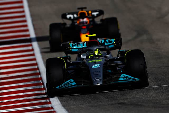Lewis Hamilton defends against Verstappen in USA Grand Prix
