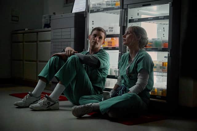 Eddie Redmayne as Charlie Cullen and Jessica Chastain as Amy Loughren in The Good Nurse (Pic: JoJo Whilden / Netflix)
