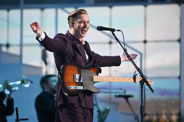 George Ezra will headline at Isle of Wight Festival (Getty Images)