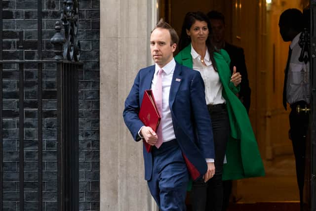 Health Secretary Matt Hancock leaves 10 Downing Street with aide Gina Coladangelo (Getty Images)
