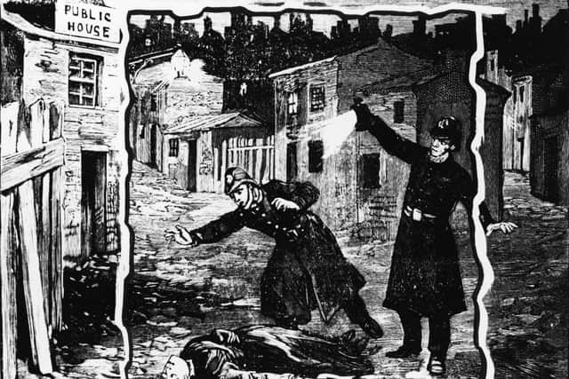 Illustration shows the police discovering the body of one of Jack the Ripper’s victims.