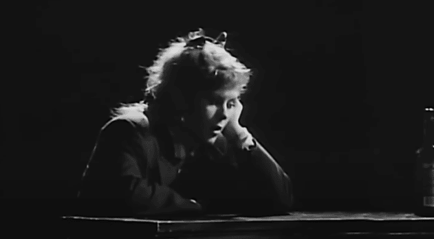 Kirsty MacColl in the Fairytale of New York music video