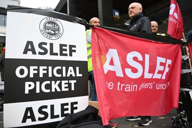 Train drivers at 15 rail companies will walkout in January (Photo: Getty Images)
