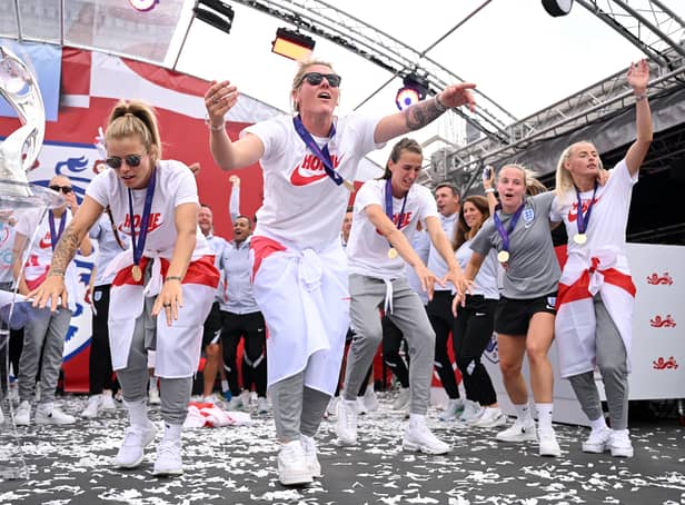 England celebrate Euro 2022 triumph. (Getty Images)