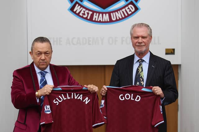 Gold with co-chairman David Sullivan (L) in 2010