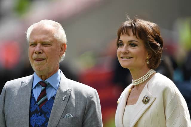 David Gold and Lesley Manning were engaged for 15 years before his death in 2023. (Credit: Getty Images)