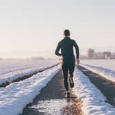 Men’s winter running gear: thermal running leggings, socks, jackets 