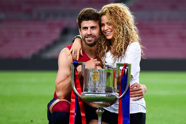 Gerard Pique of FC Barcelona and Shakira pose with the trophy after FC Barcelona won the Copa del Rey Final match against Athletic Club at Camp Nou on May 30, 2015 in Barcelona, Spain. (Photo by David Ramos/Getty Images)