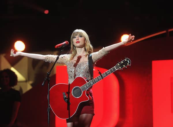 Taylor Swift performs onstage during Z100’s Jingle Ball 2012, presented by Aeropostale, at Madison Square Garden on December 7, 2012 in New York City.  (Photo by Jamie McCarthy/Getty Images for Jingle Ball 2012)