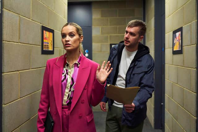 Laura Whitmore guest stars in Buffering