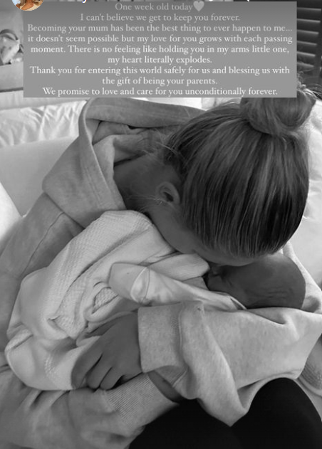 Molly-Mae breaks down in tears over “traumatic” first two months of being a parent