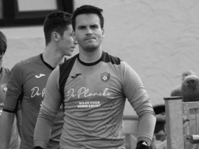 Goalkeeper Arne Espeel dies after collapsing on the pitch
