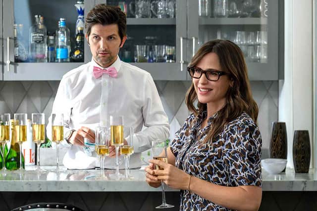 Adam Scott as Henry and Jennifer Garner as Evie in Party Down Season 3 (Credit: Colleen Hayes / Starz)